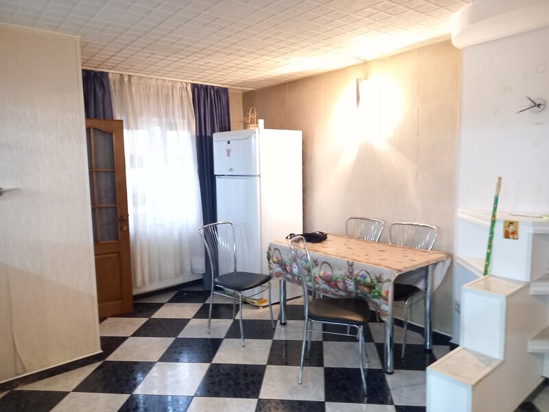 Magurele, de vanzare apartament 4 camere, mobilat si utilat modern!